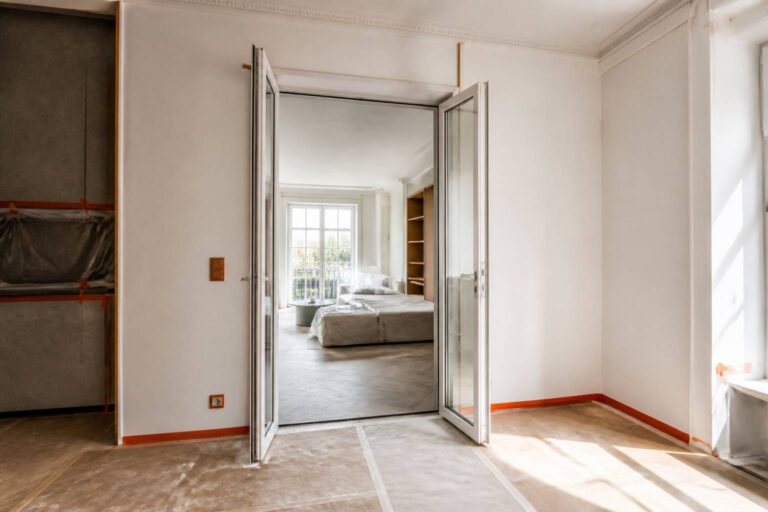 Porte-fenêtre PVC : dimensions, vitrages et prix posé